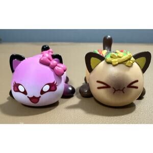 Aphmau Mystery Meemeow Figures Cat Burger And Pink Cat